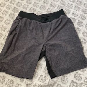 Lululemon Mens Shorts (L) - 9” linerless
